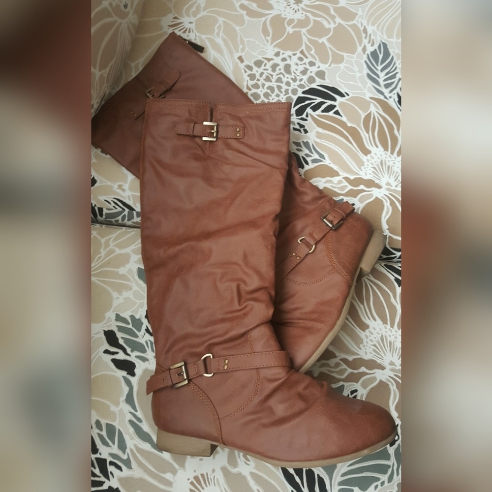 👢 Under The Knee Boots